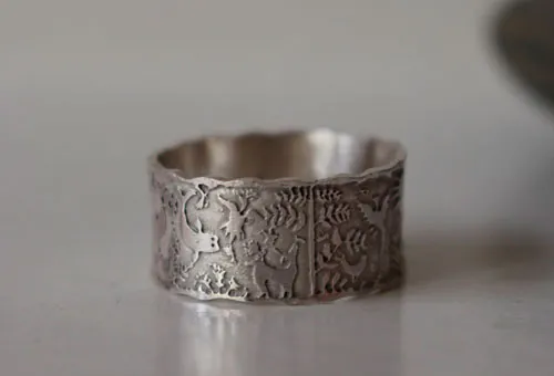 Un monde imaginaire, bague ethnique otomi du Mexique en argent