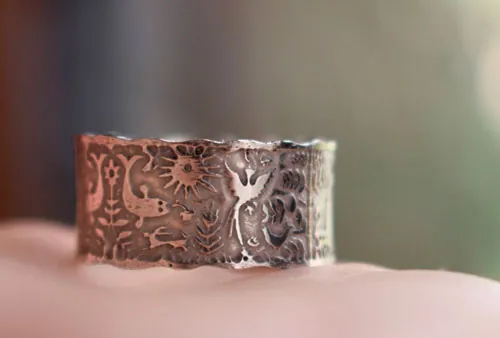 Un monde imaginaire, bague ethnique otomi du Mexique en argent