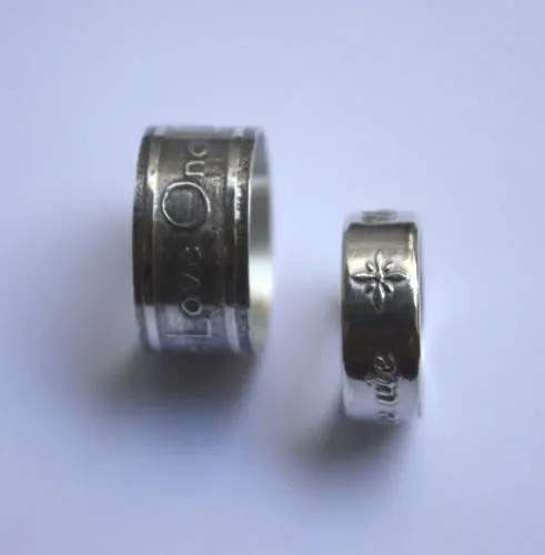 Une vie, bague déclaration selon One du groupe U2 en argent