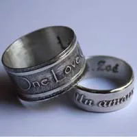 Une vie, bague déclaration selon One du groupe U2 en argent