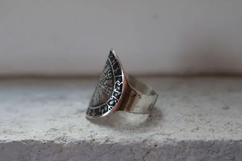 Vegvisir, bague viking en argent