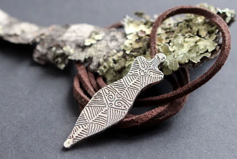 Vénus Cucuteni, collier déesse mère néolithique en argent