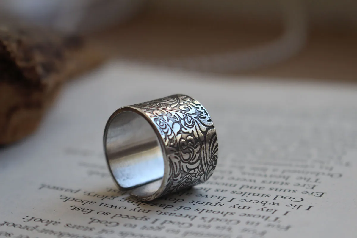 Victorienne, bague élégance baroque en argent
