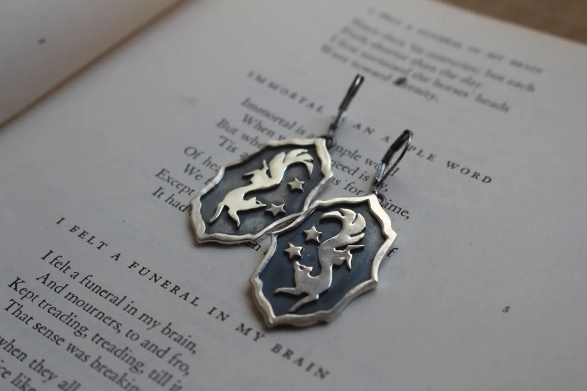 Vulpecula, boucles d’oreilles renard nocturne en argent