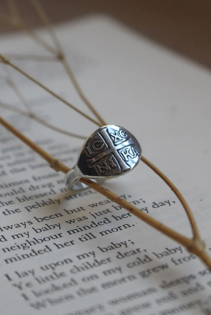 XC IC NIKA, bague chrétienne en argent