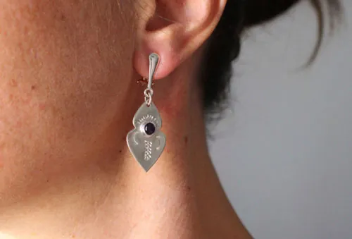 Yuma, boucles d’oreilles pointe de flèche amérindienne en argent et améthyste