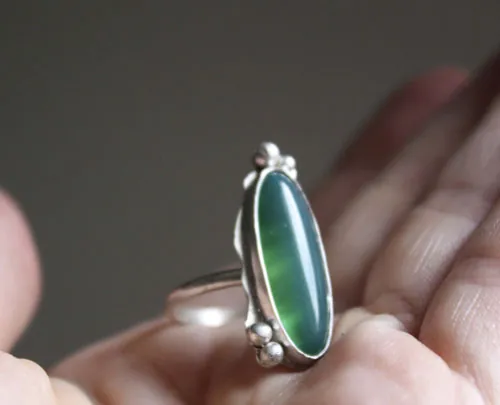 Zéphyrine, bague pierre au choix en argent avec onyx, œil de tigre, howlite, agate rouge ou agate verte