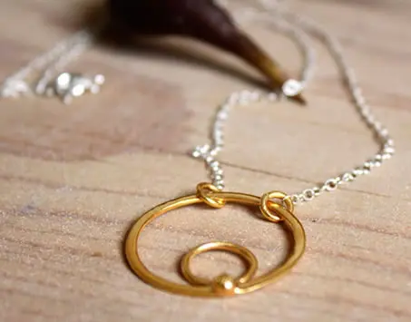 Collier Soleil aztèque