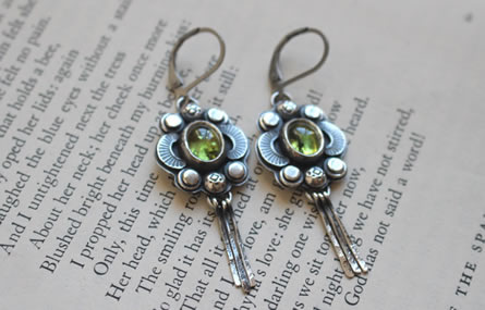 boucles d’oreilles Le chant des lucioles péridot