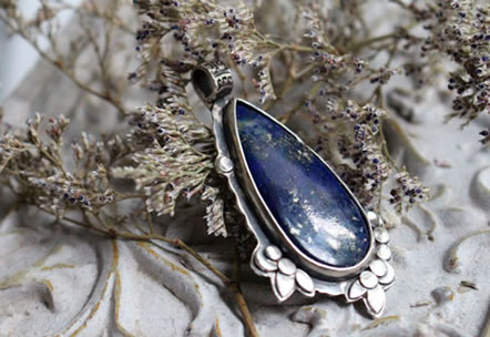 Pendentif Inflorescence au crépuscule