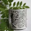 Bague avec lettrine médievale