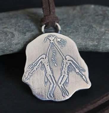 Collier reproduction d’une peinture rupestre aborigène