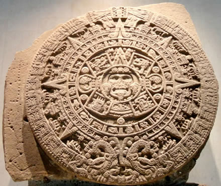 Pierre du soleil Aztèque, un des objets les plus connus de cette culture mexicaine