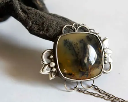 Agate sage améthyste : histoire et vertus