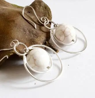 Howlite, histoire et vertus