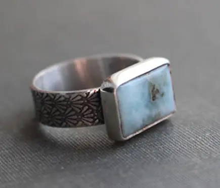 Histoire et vertus du larimar