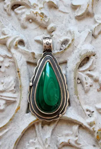 Lithothérapie de la malachite