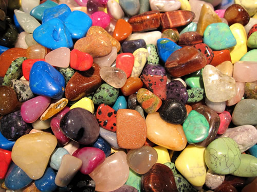 Les bienfaits des couleurs des pierres